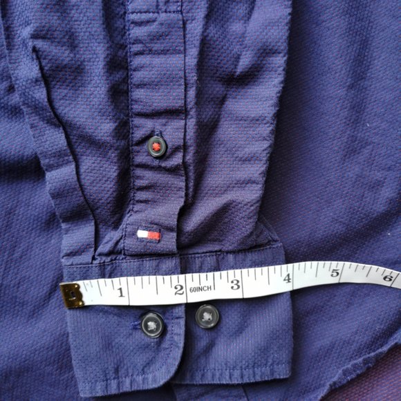 Tommy Hilfiger Men's Shirt - Picture 10 of 11